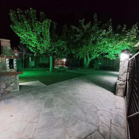 Platanes Apartament Skála Marión